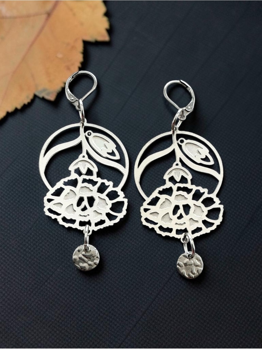 🆕 January Birth Flower (CARNATION) Dangle Earrings